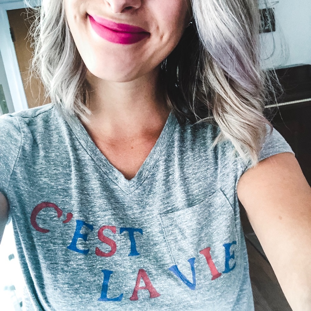 Monteau C’est La Vie Graphic Tee Shirt XL